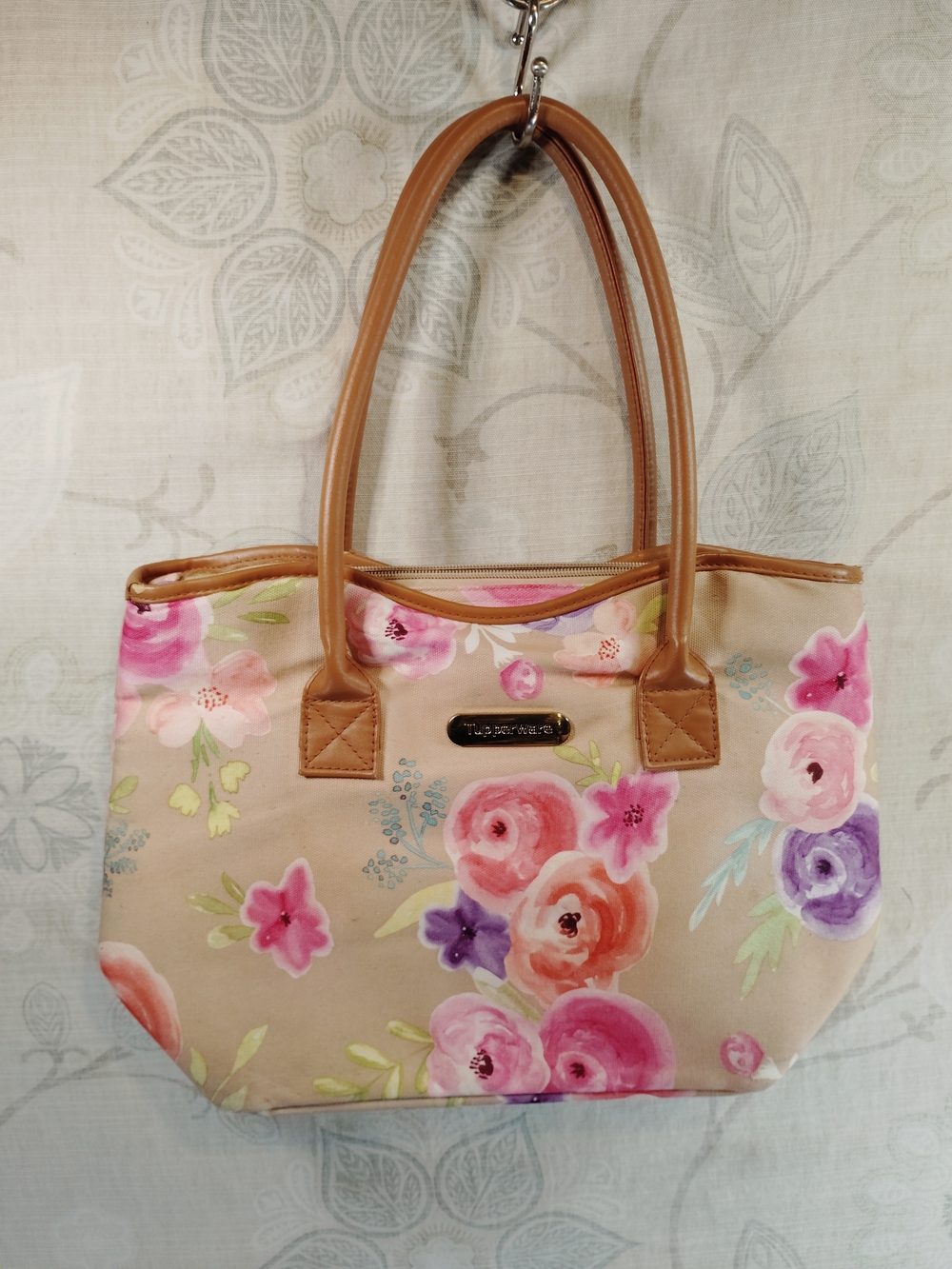 Tupperware Floral Canvas Lunch Tote in Tan with Pink and Purple Flowers
